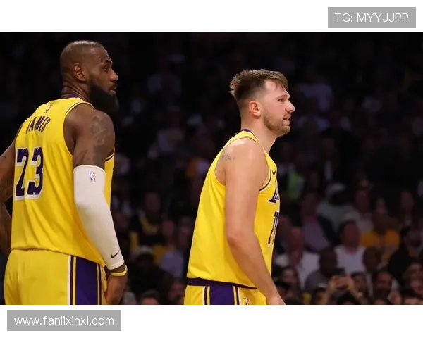 NBA最新动态:詹姆斯复出带领湖人击败勇士 东契奇狂砍50分成比赛焦点 NBA最新动态:詹姆斯复出带领湖人击败勇士 东契奇狂砍50分成比赛焦点